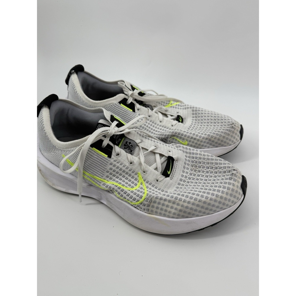 Nike Interact Run Men's 11.5 Running Shoes White Wolf Grey Volt FD2291-100